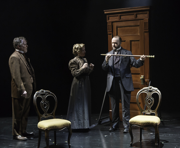 Photo Flash:Long Wharf Theatre to Present Ken Ludwig's BASKERVILLE Image