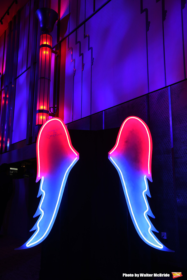 Photo Coverage: American Associates of The National Theatre Host Gala Celebrating ANGELS IN AMERICA Image