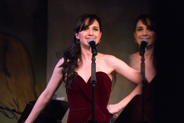 Photo Flash: Lena Hall Rocks Cafe Carlyle Image