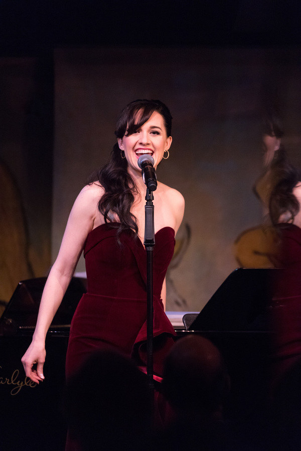 Photo Flash: Lena Hall Rocks Cafe Carlyle Image