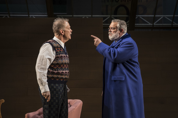 Photo Flash: Robert Falls Presents Henrik Ibsen's AN ENEMY OF THE PEOPLE Image