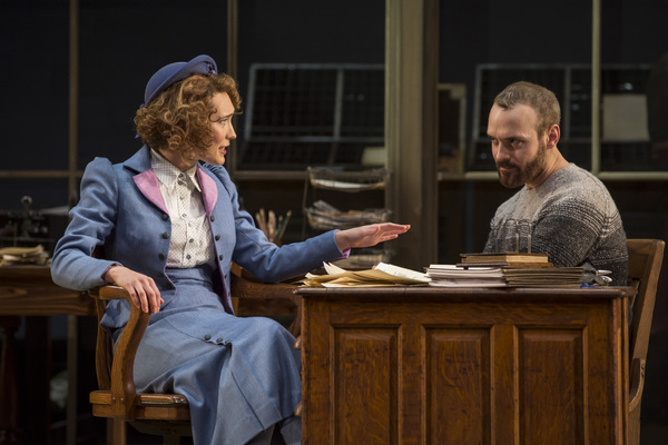 Photo Flash: Robert Falls Presents Henrik Ibsen's AN ENEMY OF THE PEOPLE Image