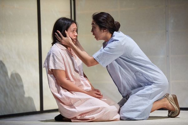 Photo Flash: First Look at National Theatre's THE GREAT WAVE Image