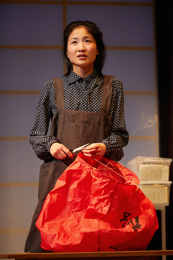 Photo Flash: First Look at National Theatre's THE GREAT WAVE Image