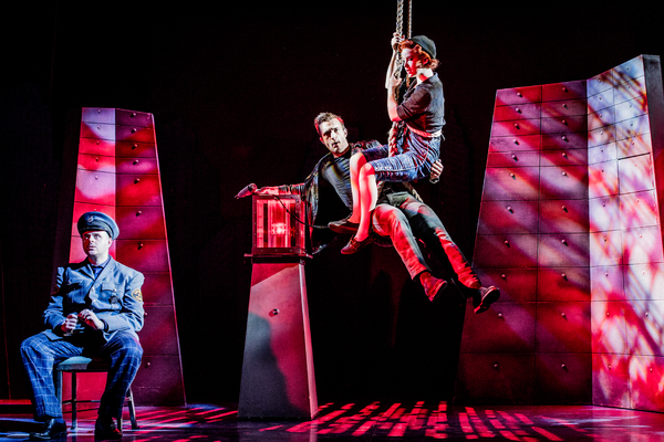 Photo Flash: First Look at the Brand New Cast of Mischief Theatre's THE COMEDY ABOUT A BANK ROBBERY Image