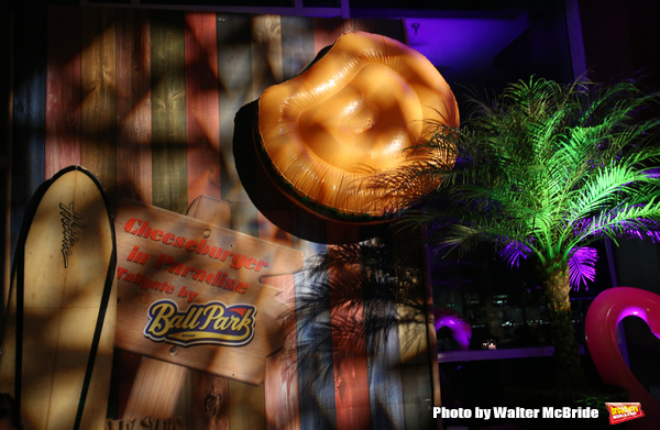Photo Coverage: Cast of ESCAPE TO MARGARITAVILLE Parties Vacation-Style on Opening Night! Image