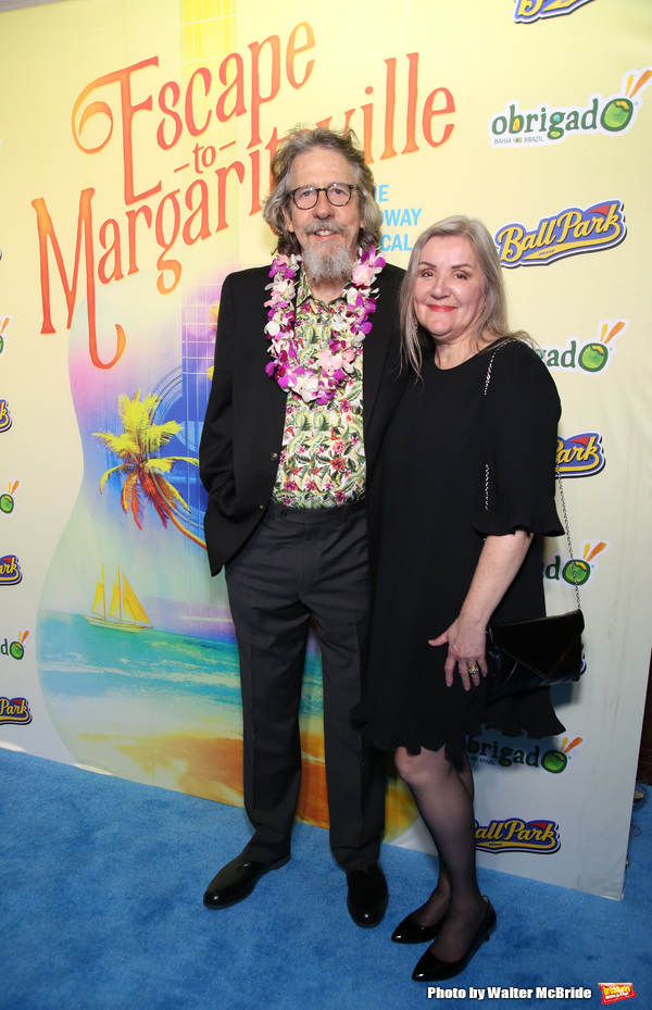 Photo Coverage: Cast of ESCAPE TO MARGARITAVILLE Parties Vacation-Style on Opening Night! Image