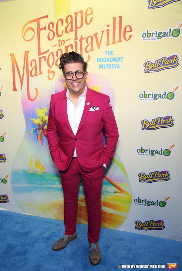 Photo Coverage: Cast of ESCAPE TO MARGARITAVILLE Parties Vacation-Style on Opening Night! Image