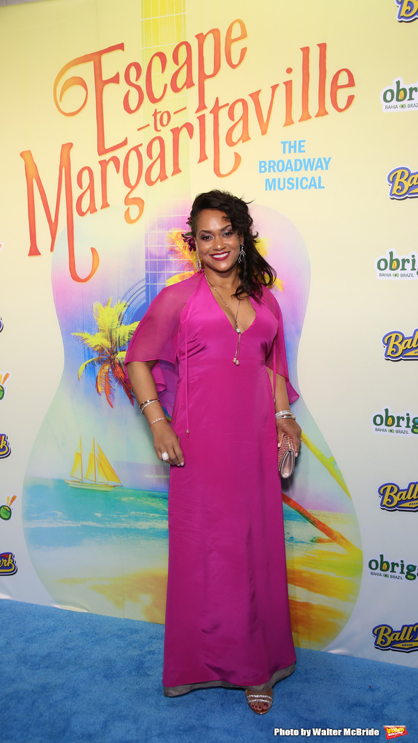 Photo Coverage: Cast of ESCAPE TO MARGARITAVILLE Parties Vacation-Style on Opening Night! Image