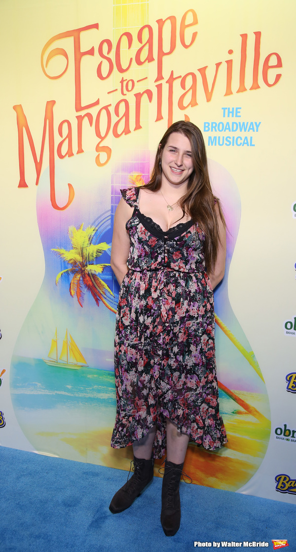 Photo Coverage: On the Blue Carpet at Opening Night of ESCAPE TO MARGARITAVILLE Image
