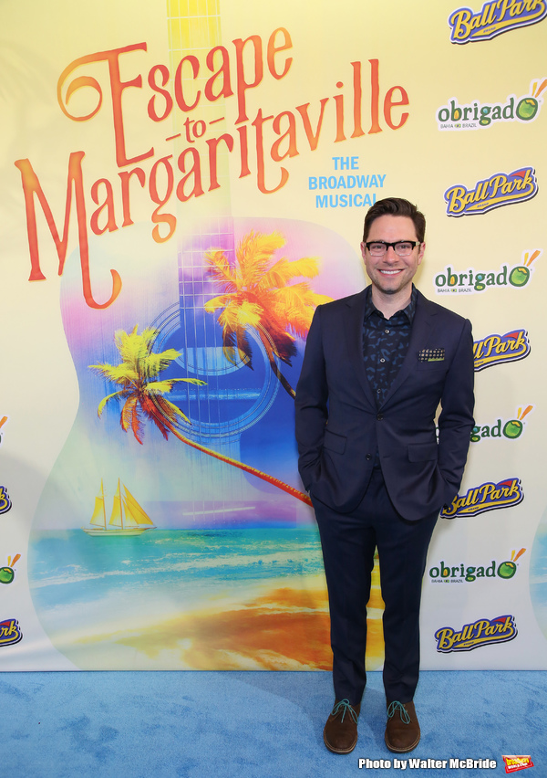 Photo Coverage: On the Blue Carpet at Opening Night of ESCAPE TO MARGARITAVILLE Image