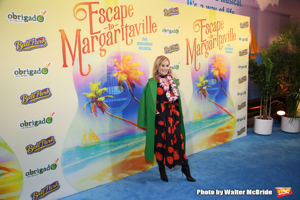 Photo Coverage: On the Blue Carpet at Opening Night of ESCAPE TO MARGARITAVILLE Image