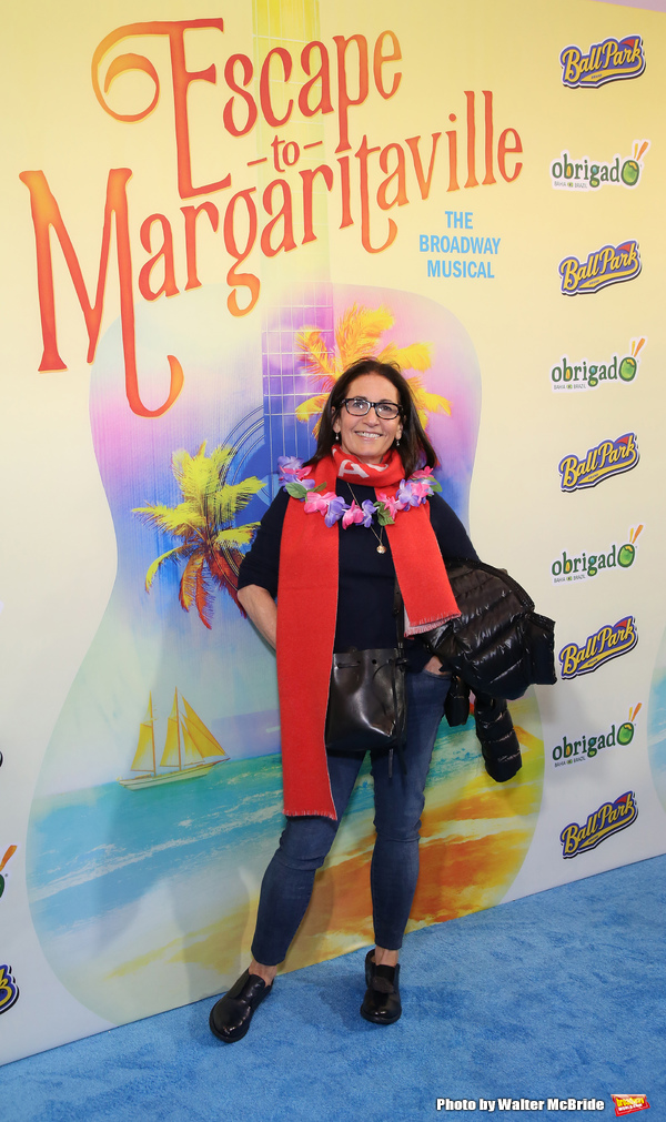 Photo Coverage: On the Blue Carpet at Opening Night of ESCAPE TO MARGARITAVILLE Image