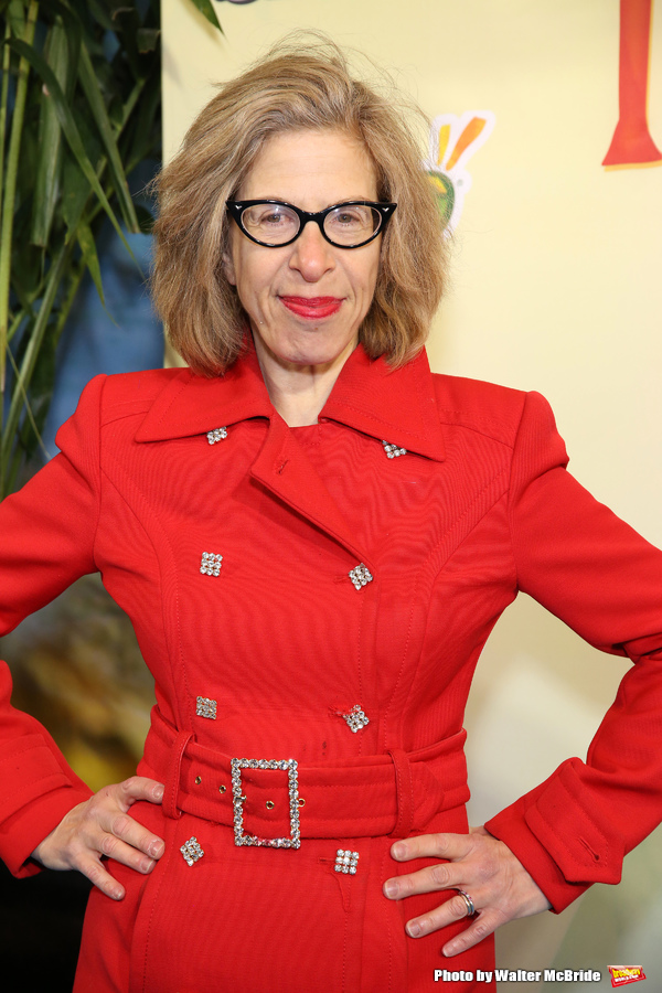 Photo Coverage: On the Blue Carpet at Opening Night of ESCAPE TO MARGARITAVILLE Image