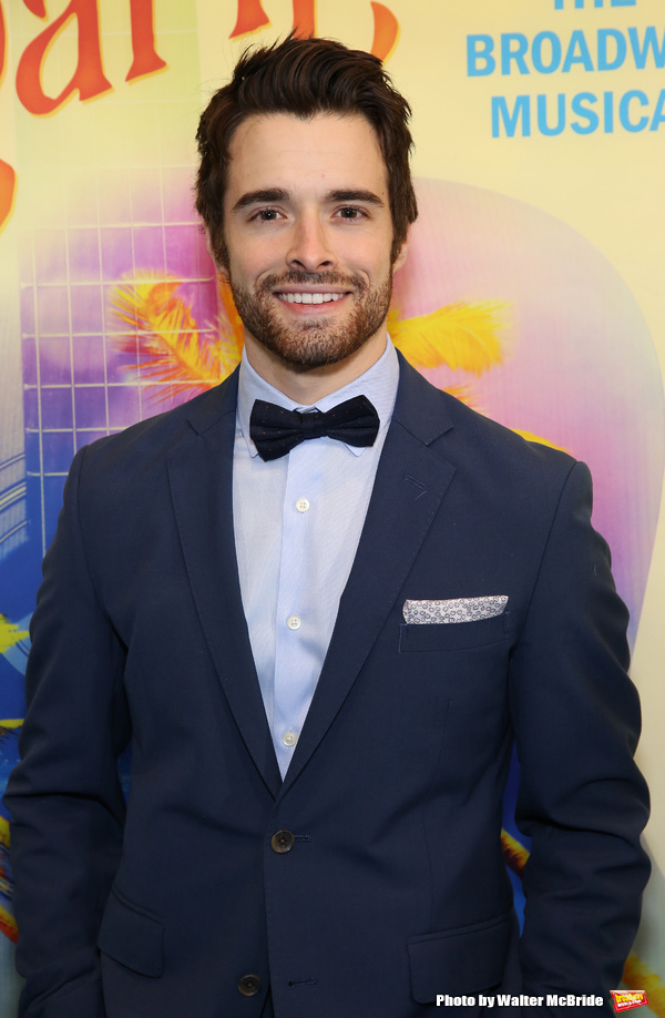 Photo Coverage: On the Blue Carpet at Opening Night of ESCAPE TO MARGARITAVILLE Image