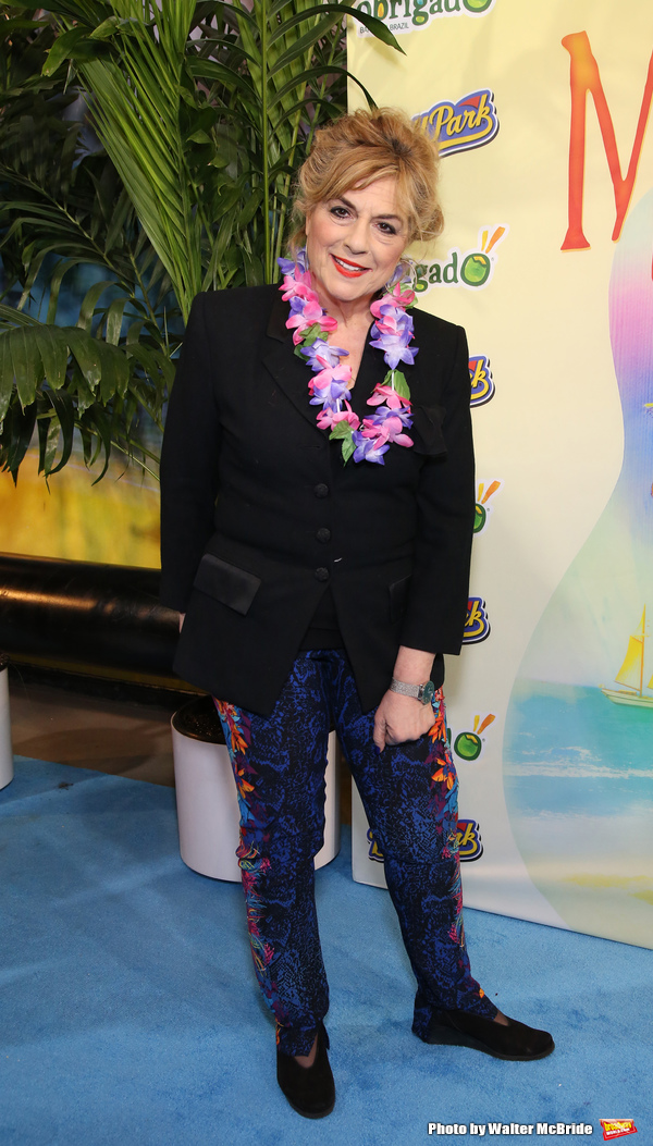 Photo Coverage: On the Blue Carpet at Opening Night of ESCAPE TO MARGARITAVILLE Image