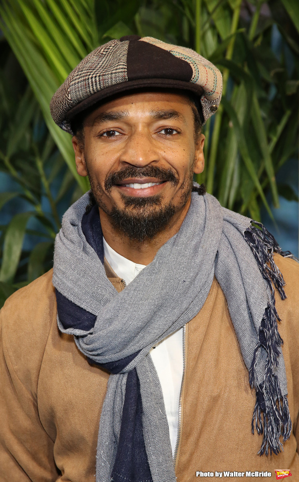 Photo Coverage: On the Blue Carpet at Opening Night of ESCAPE TO MARGARITAVILLE Image