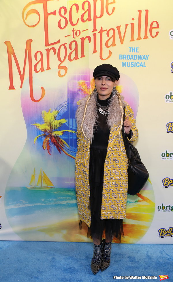 Photo Coverage: On the Blue Carpet at Opening Night of ESCAPE TO MARGARITAVILLE Image