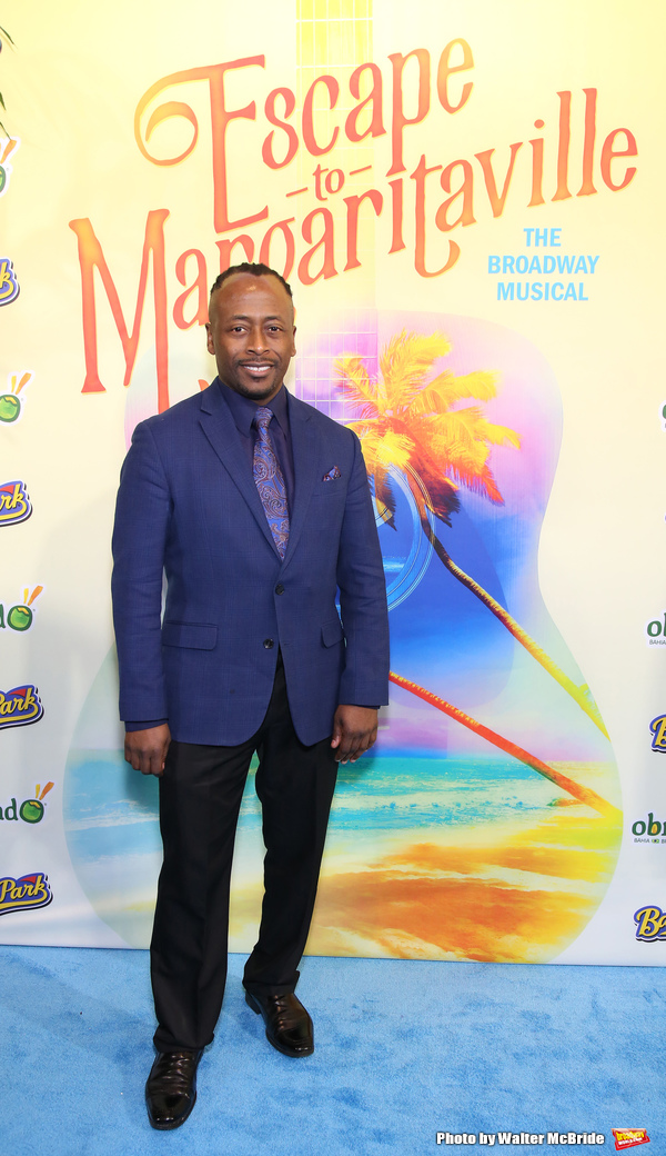 Photo Coverage: On the Blue Carpet at Opening Night of ESCAPE TO MARGARITAVILLE Image