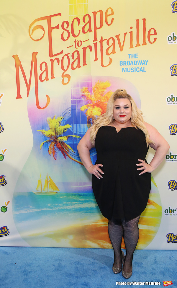 Photo Coverage: On the Blue Carpet at Opening Night of ESCAPE TO MARGARITAVILLE Image