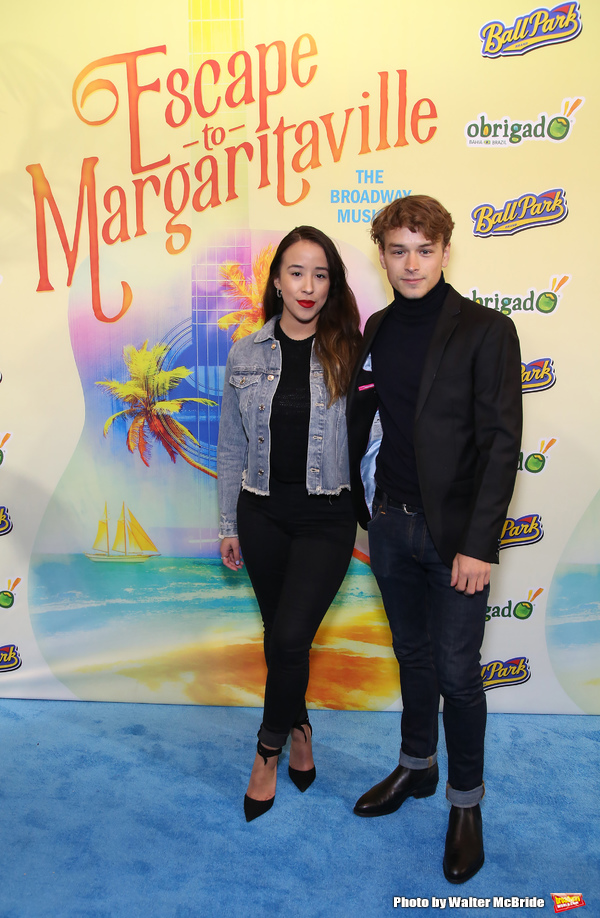 Photo Coverage: On the Blue Carpet at Opening Night of ESCAPE TO MARGARITAVILLE Image