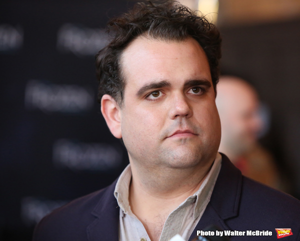 In the Spotlight: Up Close and Personal with the Cast of Broadway's FROZEN! Image