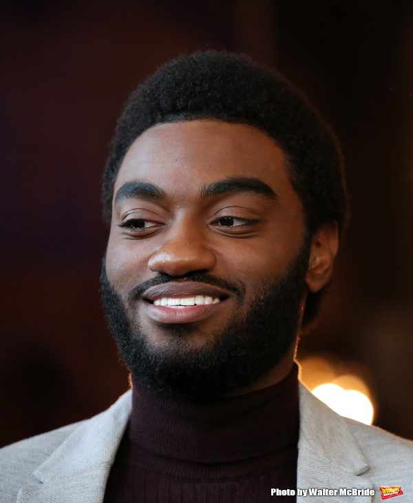 In the Spotlight: Up Close and Personal with the Cast of Broadway's FROZEN! Image