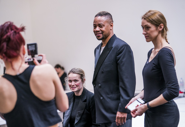 Photo Flash: In Rehearsal with Cuba Gooding, Jr., Ruthie Henshall, and the Cast of CHICAGO Image