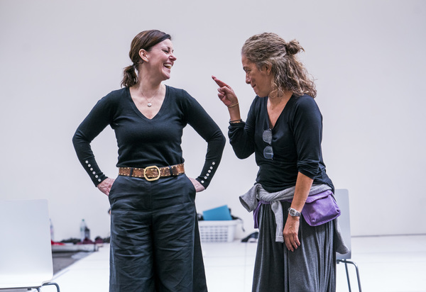 Photo Flash: In Rehearsal with Cuba Gooding, Jr., Ruthie Henshall, and the Cast of CHICAGO Image