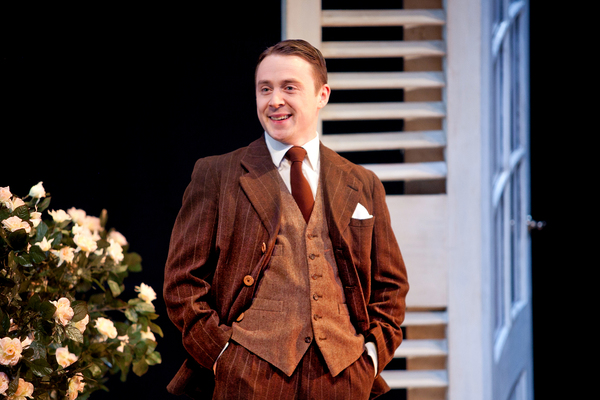 Photo Flash: London Classic Theatre Presents PRIVATE LIVES By Noël Coward Image