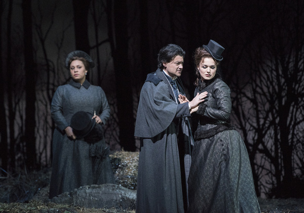 Photo Flash: First Look At Lucia di Lammermoor at The Met Image