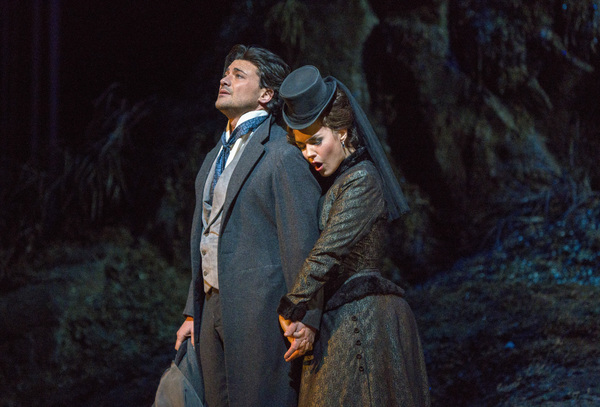 Photo Flash: First Look At Lucia di Lammermoor at The Met Image