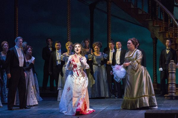 Photo Flash: First Look At Lucia di Lammermoor at The Met Image