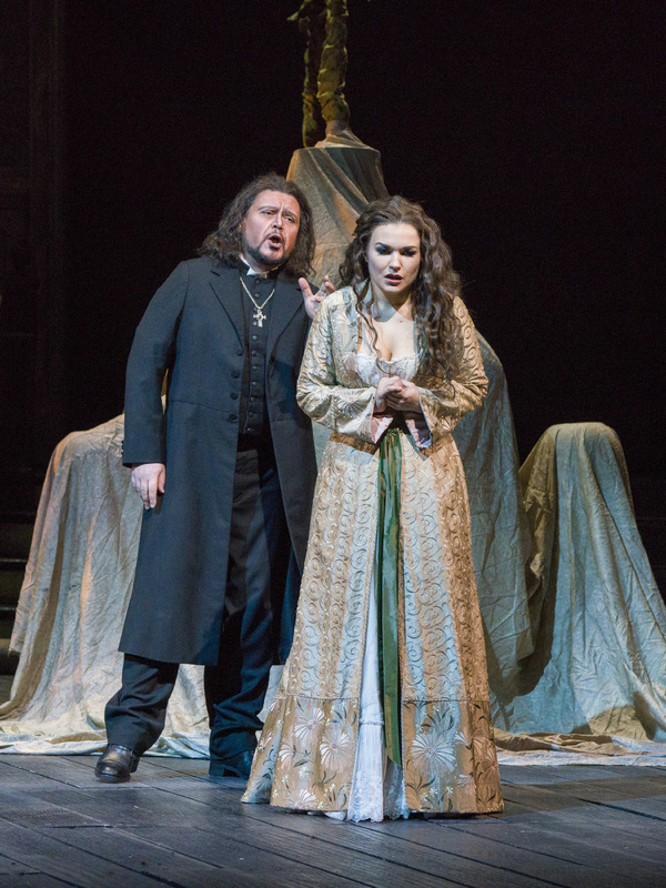 Photo Flash: First Look At Lucia di Lammermoor at The Met Image