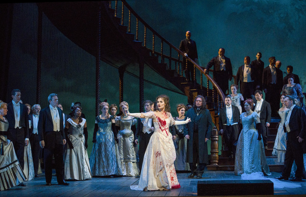 Photo Flash: First Look At Lucia di Lammermoor at The Met Image