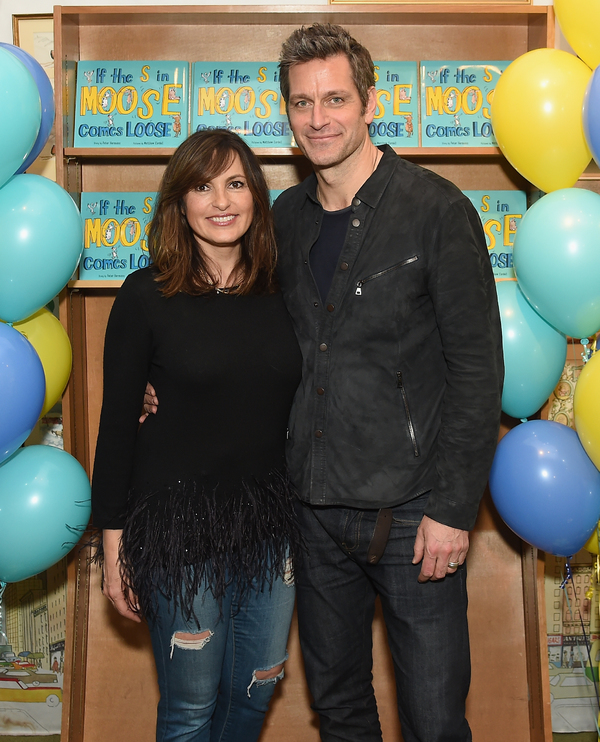 Photo Flash: Sutton Foster and More Celebrate at YOUNGER Star Peter Hermann's Book Launch 