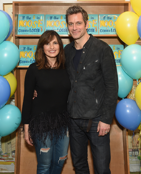 Photo Flash: Sutton Foster and More Celebrate at YOUNGER Star Peter Hermann's Book Launch Image