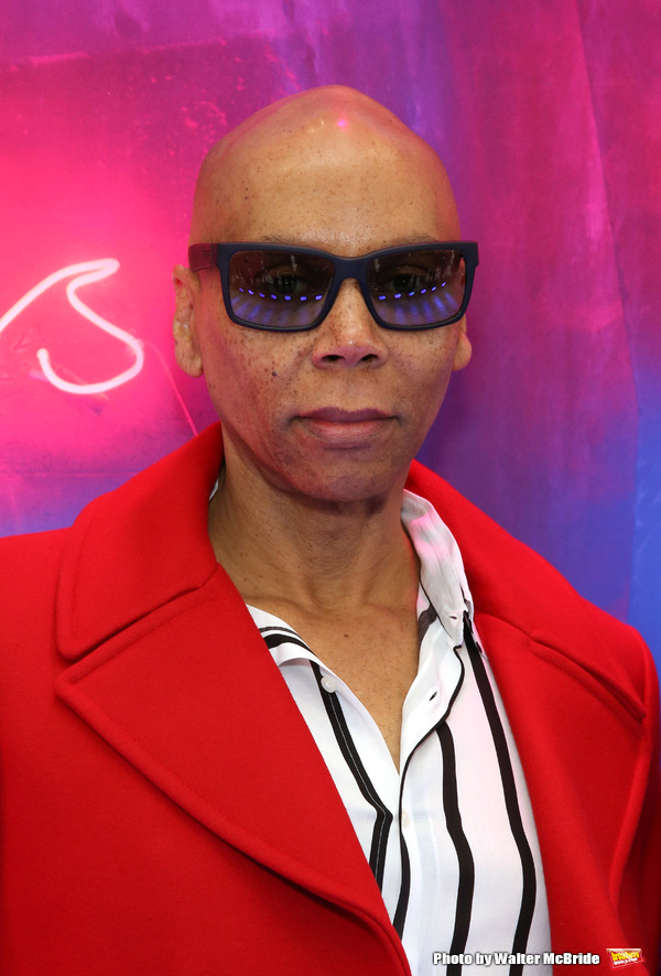 Photo Coverage: On the Red Carpet at Opening Night of ANGELS IN AMERICA Image