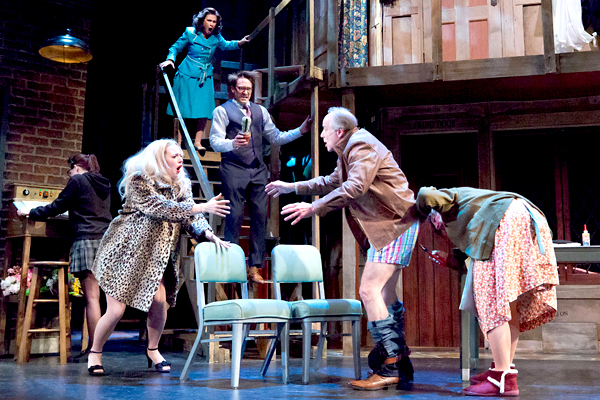 Review: Walnut's NOISES OFF = NONSENSE ON! 