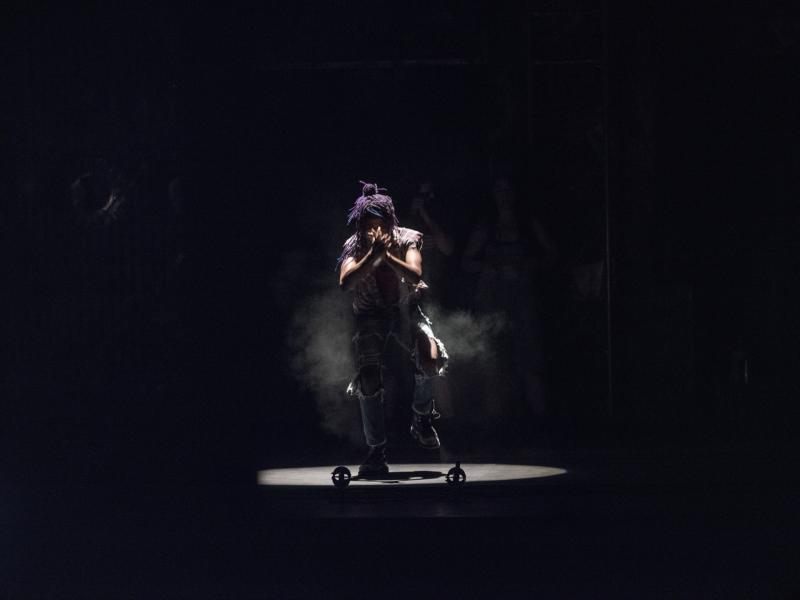 Interview: Krystal Renée 'Challenges the Idea of What An Instrument Is' in STOMP Image
