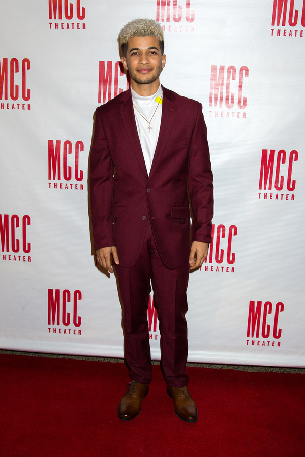 Jordan Fisher Photo