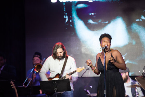Photo Flash: Jessica Vosk, Abby Mueller and More Sing Rihanna at Highline Ballroom Image