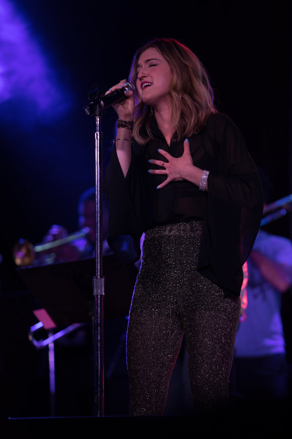 Photo Flash: Jessica Vosk, Abby Mueller and More Sing Rihanna at Highline Ballroom Image