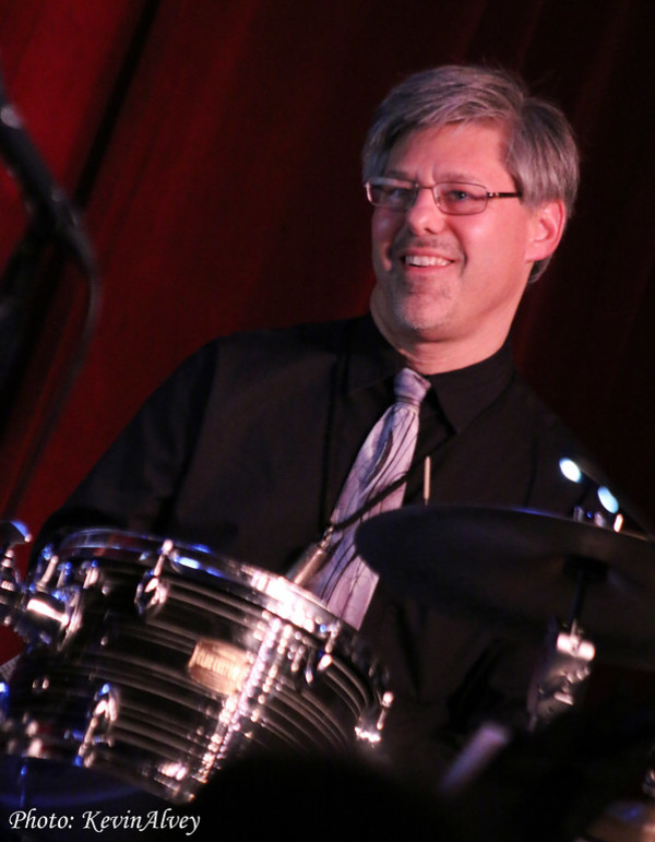 Photo Flash: Anita Gillette Celebrates Irving Berlin at Birdland! Image