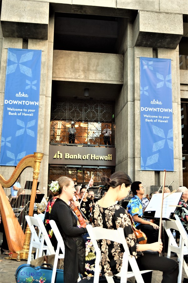 BWW Blog: Hawai'i Symphony Orchestra Celebrates Triumph over Subjugation at Bank of Hawaii Pop-Up Concert Image