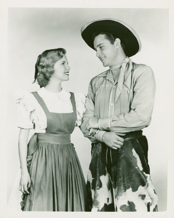 BWW Retrospective: Celebrating 75 Years of Rodgers and Hammerstein's OKLAHOMA! Image