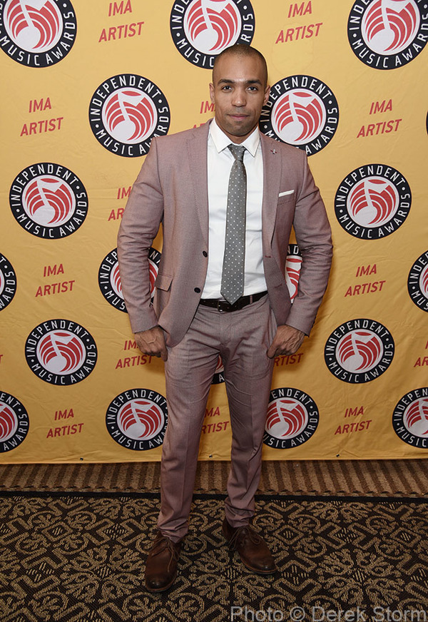 Photo Flash: Adam Davenport Wins at the Independent Music Awards Image