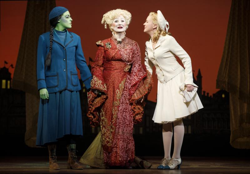 Review: Magical, Memorable WICKED Flies Into TPAC's Jackson Hall for 4-Week Nashville Run Image