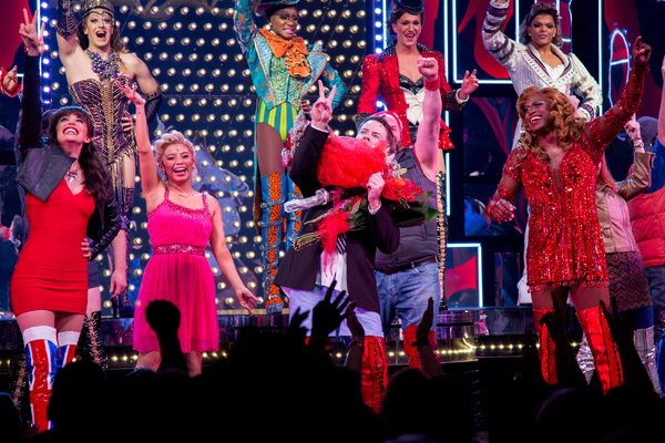 Caroline Bowman, Kirstin Maldonado, David Cook, Daniel Stewart Sherman, Wayne Brady and the cast of KINKY BOOTS at 