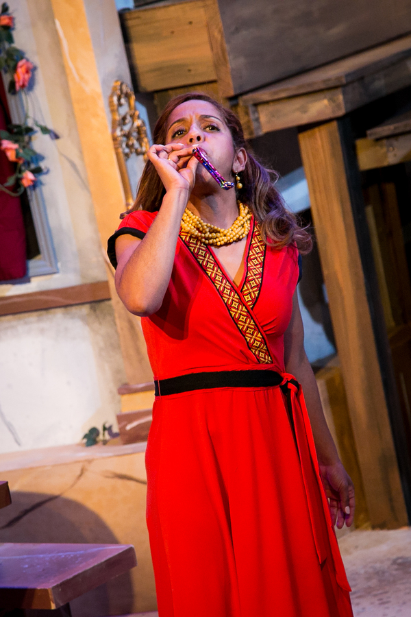 Photo Flash: First Look at EL GRAN DIA DE LA MADRES Image